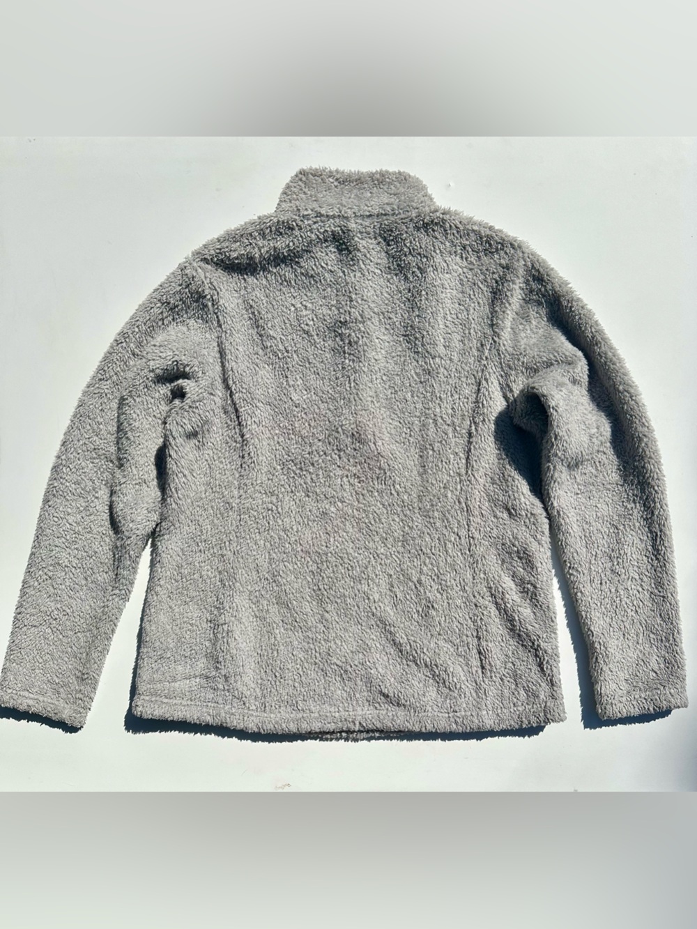 Patagonia Women’s Light Gray Plush Half-Zip Fleece Pullover, XL - Picture 4 of 10